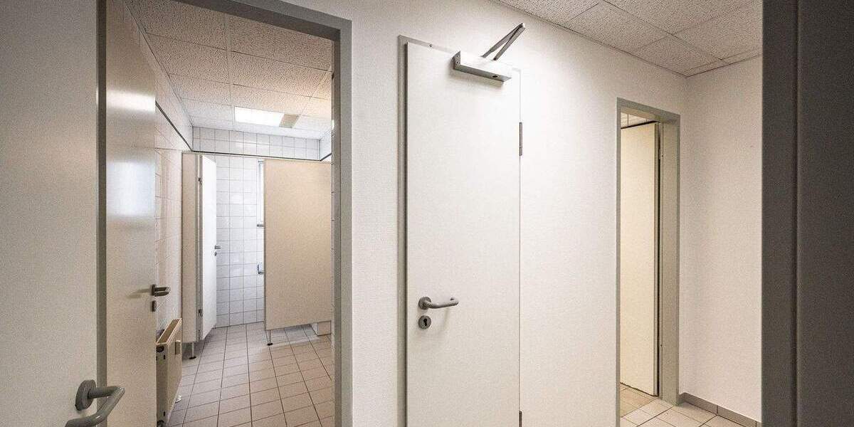 Gewerbeobjekt Wustermark Elstal - 4 Zimmer, 170 m&sup2;, 290.000&euro; | Angebot:25645565