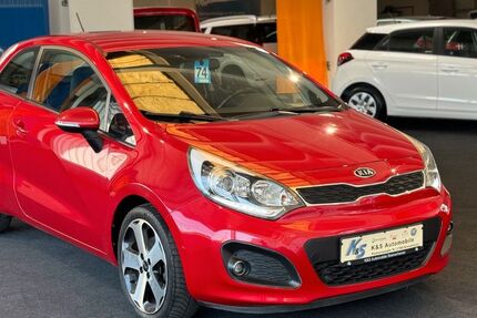 Kia Rio 85.500 km 5.650 &euro; Bremerhaven 27568