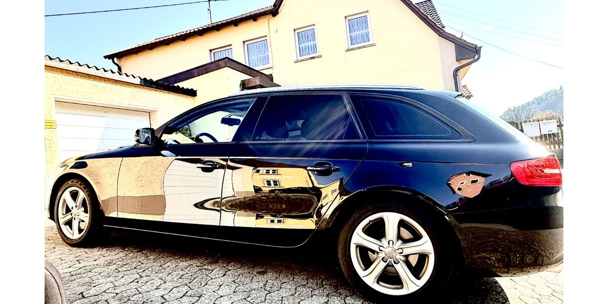 Audi A4 200.024 km 11.000 &euro; Trebgast 95367