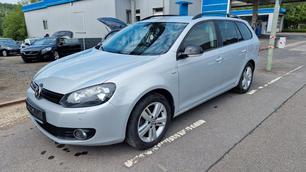 VW Golf 193.000 km 5.800 &euro; Eschweiler 52249