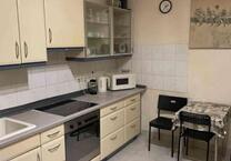 WG-Zimmer MonteurZimmer in 85 qm Wohnung in zentraler Lage von Ludwigshafen-Oppau, Nähe BASF