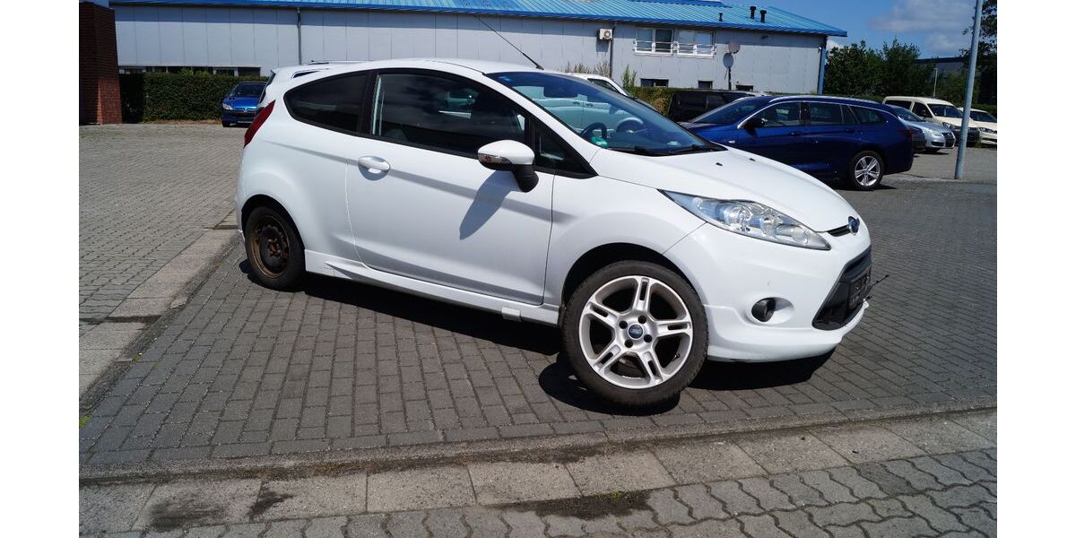 Ford Fiesta 185.000 km 2.500 &euro; Verden 27283