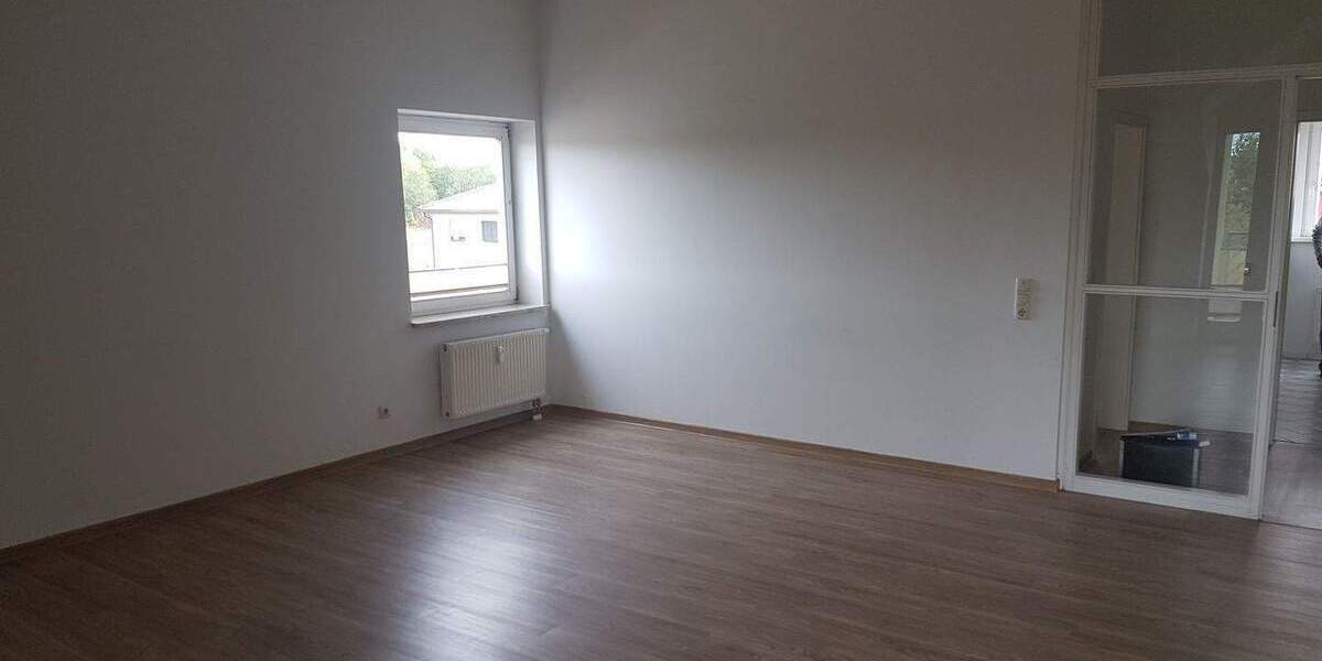 Etagenwohnung Radeberg - 2 Zimmer, 74 m&sup2;, 146.000&euro; | Angebot:26257962