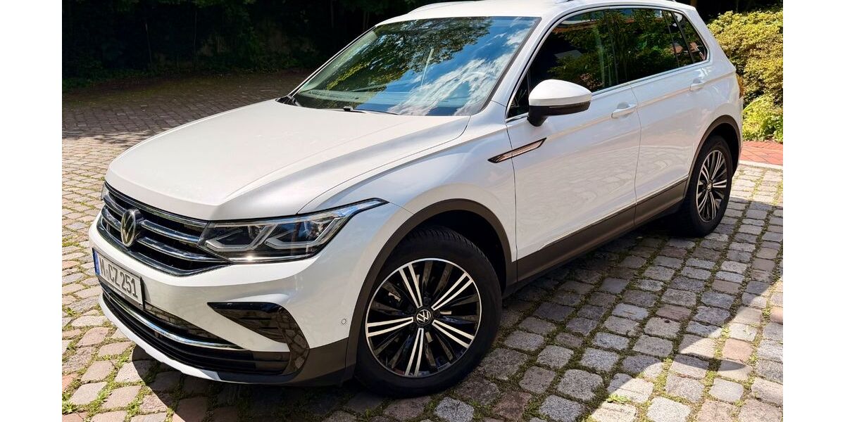 VW Tiguan 83.500 km 24.399 &euro; Hamburg 22455
