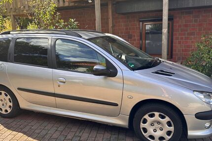 Peugeot 206 299.069 km 580 € Rosengarten 21224