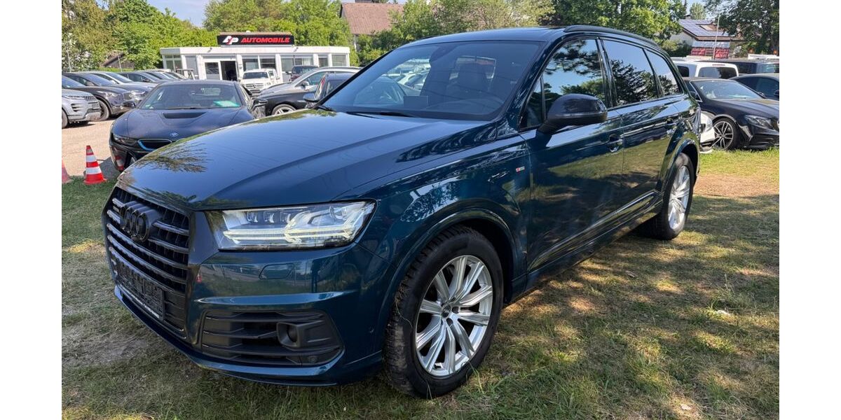Audi Q7 260.000 km 29.900 &euro; München 81243