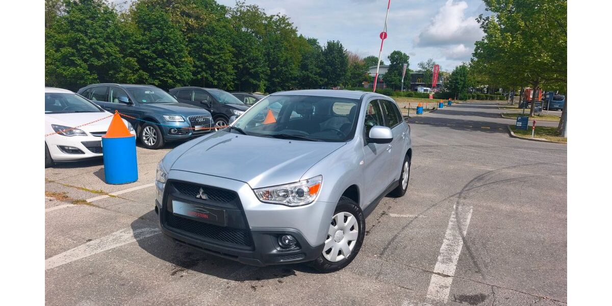 Mitsubishi ASX 118.000 km 7.100 &euro; München 80939