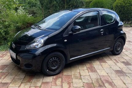 Toyota Aygo (X) 91.342 km 2.350 &euro; Goch 47574