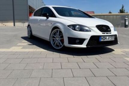 Seat Leon 196.000 km 12.750 &euro; Großenhof 23948
