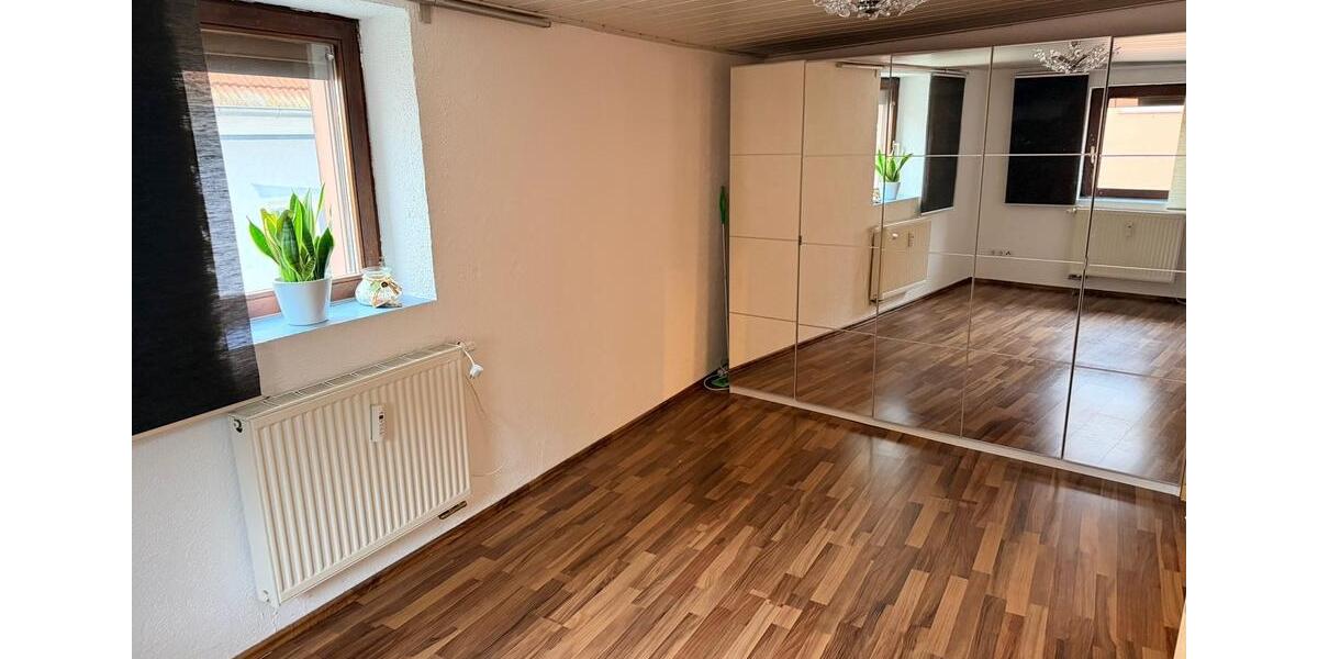 Erdgeschoßwohnung Remchingen - 2 Zimmer, 65 m&sup2;, 800&euro; | Angebot:25196118