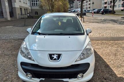 Peugeot 207 126.000 km 3.100 &euro; nürnberg 90441