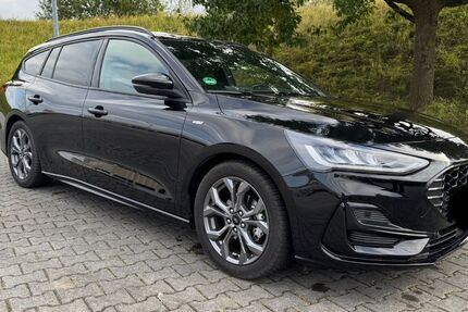 Ford Focus 25.991 km 19.990 € Bad Laer 49196