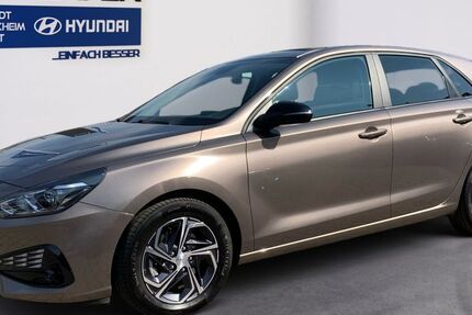 Hyundai i30 18.823 km 17.390 &euro; Bad Dürkheim 67098