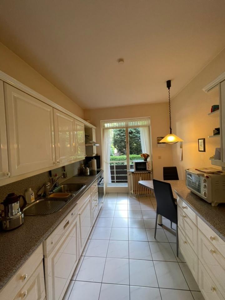 Von Privat. Eigentumswohnung mit Terrasse, Balkon & Tiefgarage