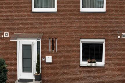 Haus Gütersloh - 6 Zimmer, 110 m&sup2;, 360.000&euro; | Angebot:26224601