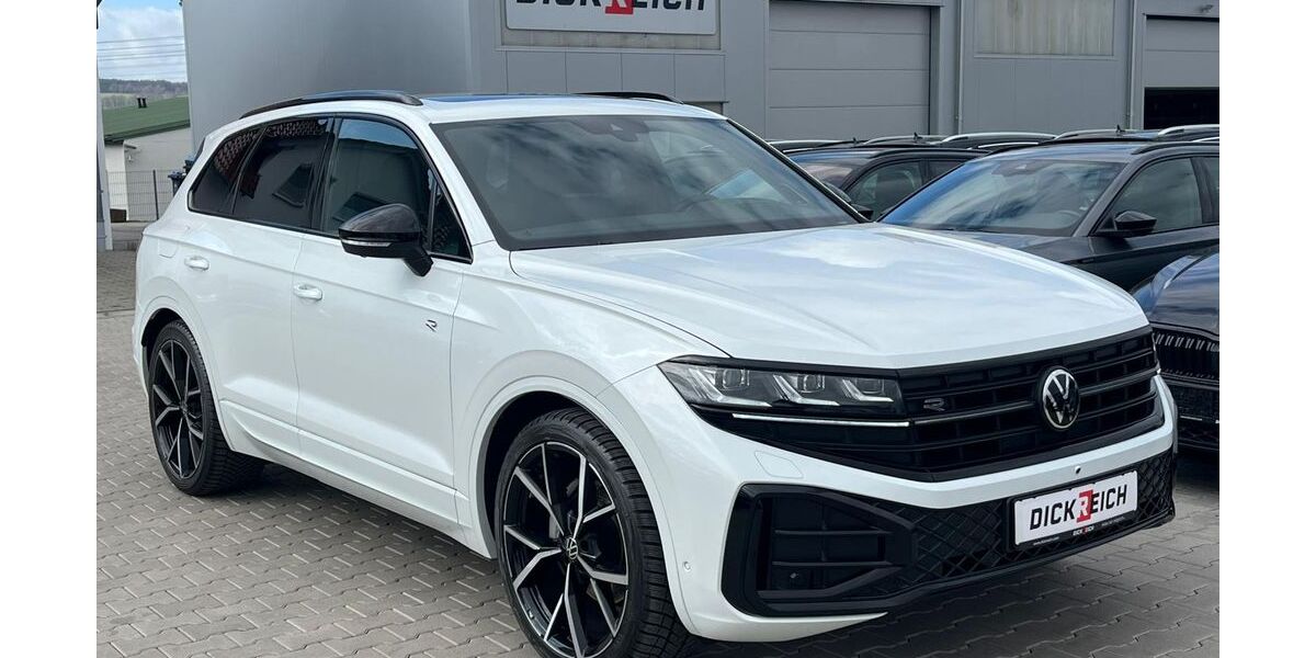 VW Touareg 18.184 km 73.950 &euro; Burghaun 36151