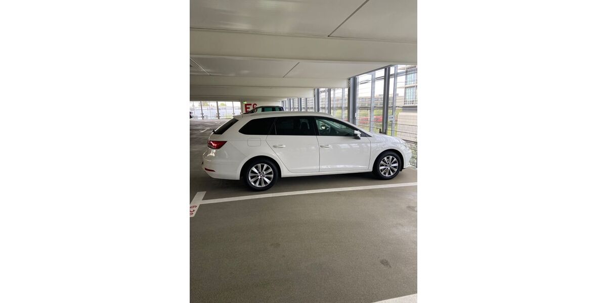 Seat Leon 58.294 km 14.600 &euro; München 81369