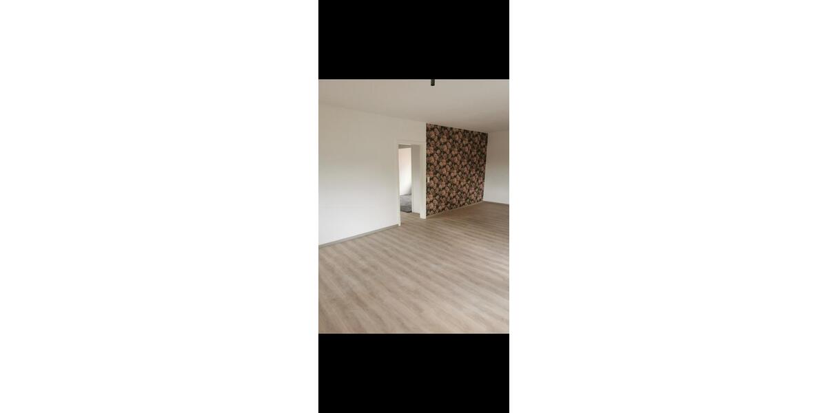 Etagenwohnung Fürstenau - 6 Zimmer, 150 m&sup2;, 900&euro; | Angebot:24853038