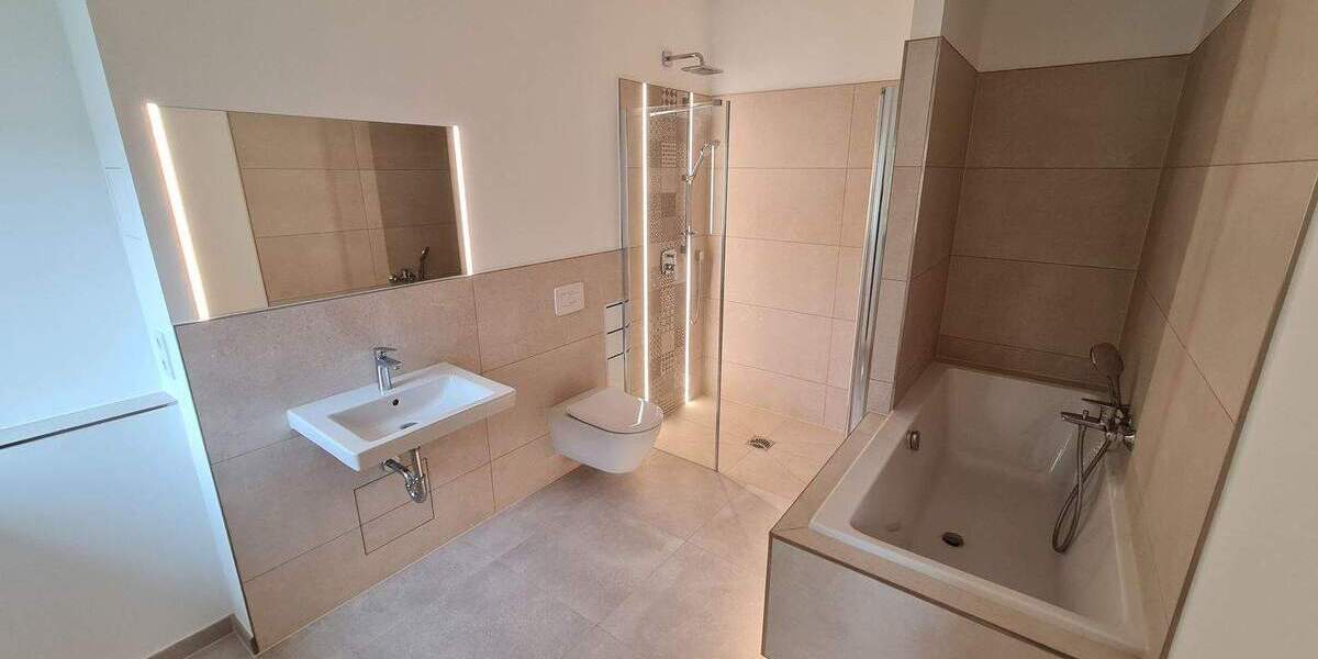 Modernes Wohnen in einem Reihenendhaus mit Außenbereich und Stellplätzen 5 zimmer