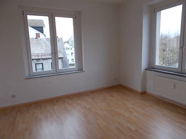 Etagenwohnung Limbach-Oberfrohna Oberfrohna - 2 Zimmer, 78 m&sup2;, 320&euro; | Angebot:26817976