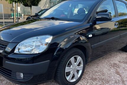 Kia Rio 169.000 km 2.290 € Schmelz 66839