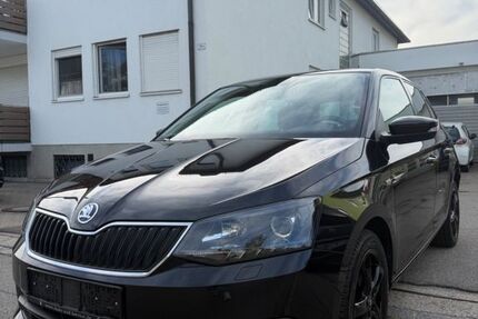 Skoda Fabia 54.000 km 9.450 &euro; Dachau 85221