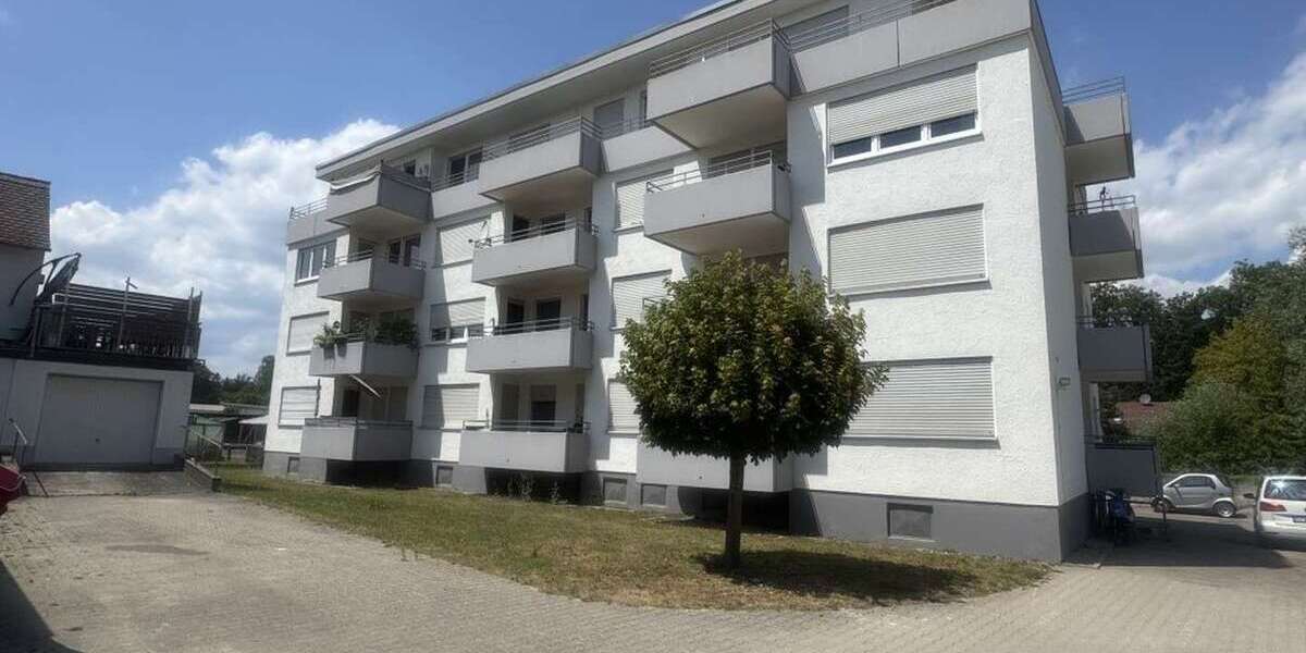 Etagenwohnung Günzburg Denzingen - 4.5 Zimmer, 93 m&sup2;, 930&euro; | Angebot:26732135