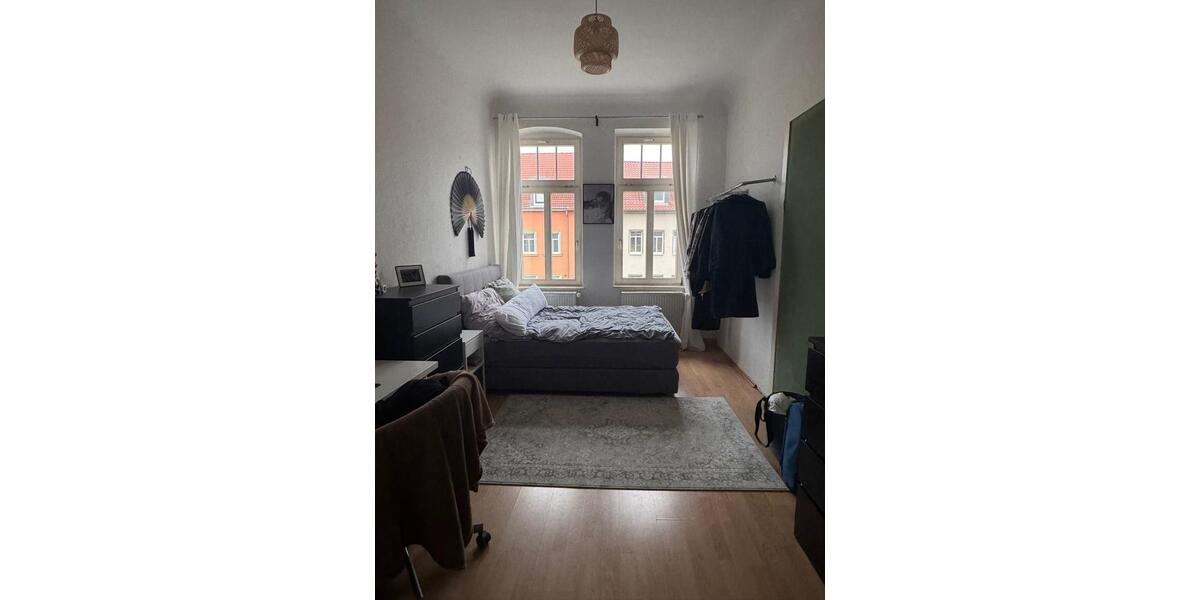 Etagenwohnung Erfurt - 5 Zimmer, 125 m&sup2;, 1.600&euro; | Angebot:26286387