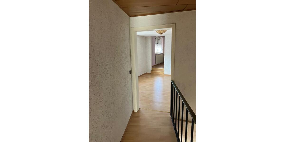 Einfamilienhaus Lampertheim - 4 Zimmer, 103 m&sup2;, 270.000&euro; | Angebot:24750856