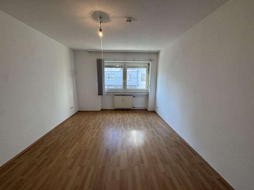 Wohnung zum Mieten in Frankfurt am Main 890 € 46 m²