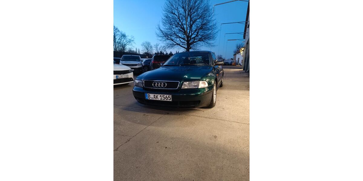 Audi A4 178.000 km 2.300 &euro; Berlin 13127