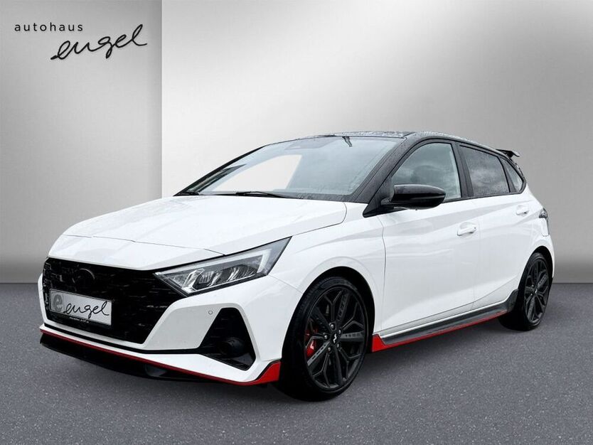 i20