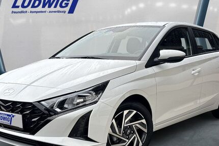 Hyundai i20 6.422 km 18.990 &euro; Idstein 65510
