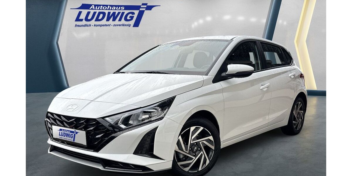 Hyundai i20 6.422 km 18.990 &euro; Idstein 65510