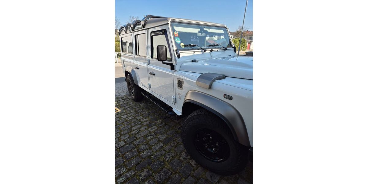 Land Rover Defender 124.000 km 44.650 &euro; Hochheim/m 65239