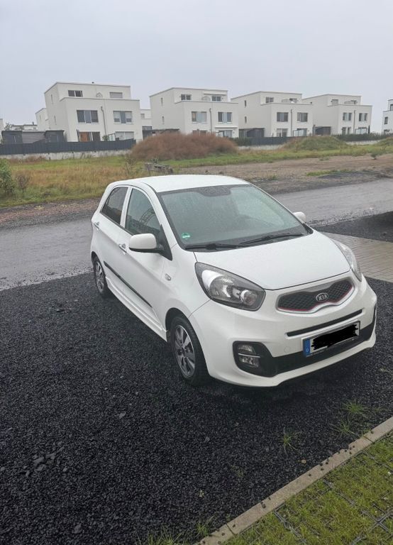 Kia Picanto 120.225 km 4.500 € Wiesbaden 65191