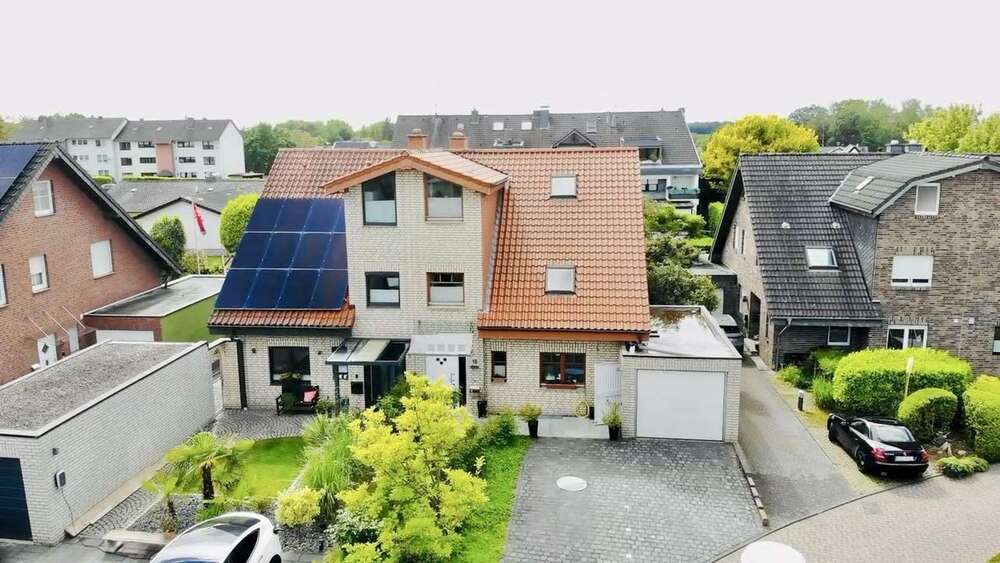 Einfamilienhaus Leichlingen (Rheinland) - 5 Zimmer, 153 m&sup2;, 725.000&euro; | Angebot:27349985