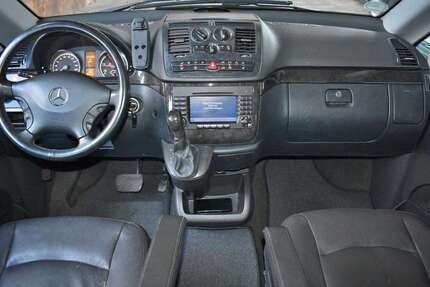 Mercedes-Benz Viano 212.000 km 8.990 &euro; Düren 52351