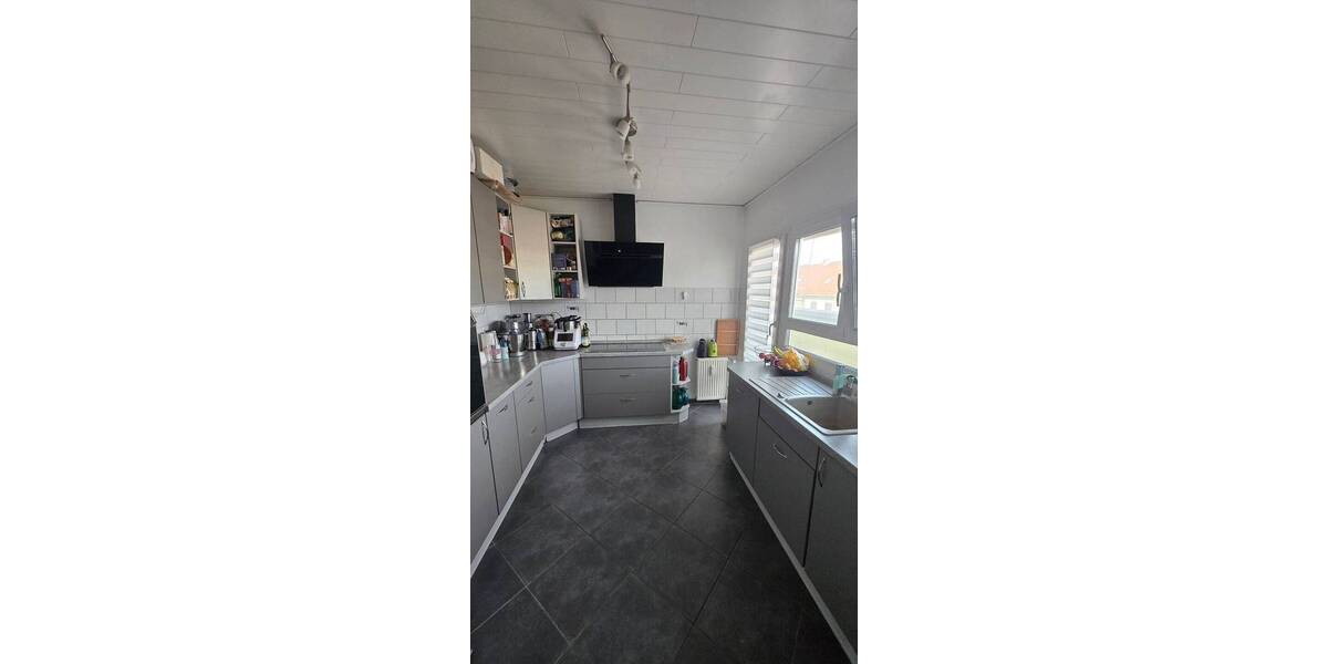 Großzügige 4 Zimmer-Wohnung in Pforzheim zu vermieten! 4 zimmer