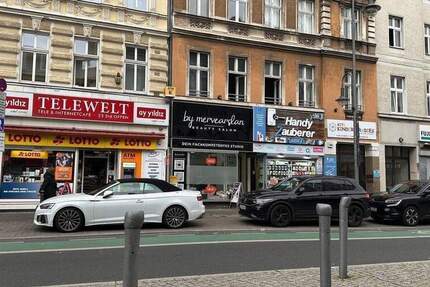 Ladenfläche in stark frequentierter Lage für z.B. Praxis, Kosmetik, Büro o.ä in Neukölln provisionsfrei, keine Abstandszahlung 2 zimmer
