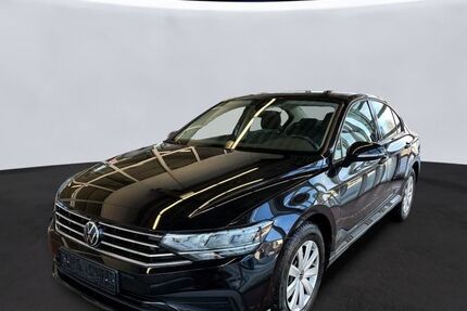 VW Passat 54.996 km 23.990 &euro; Rastede/ Wahnbek 26180