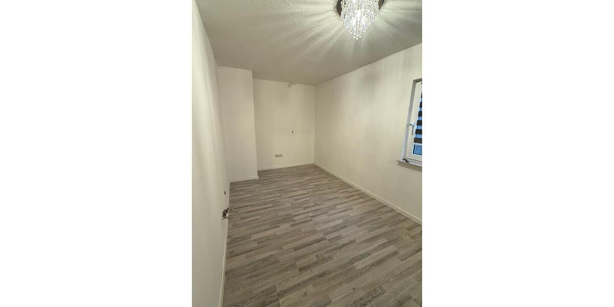 4-Zimmerwohnung auch WG-Geeignet 4 zimmer