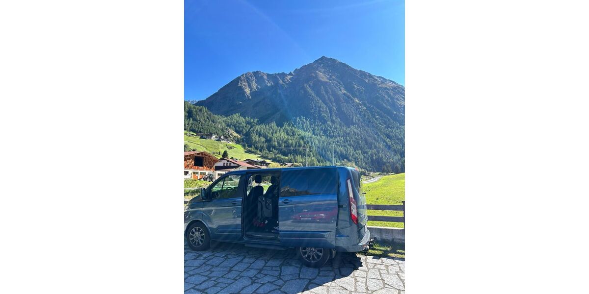 Ford Tourneo Custom 70.000 km 34.500 &euro; Großkarolinenfeld 83109