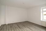 Etagenwohnung Zschopau - 2 Zimmer, 62 m&sup2;, 300&euro; | Angebot:26109536