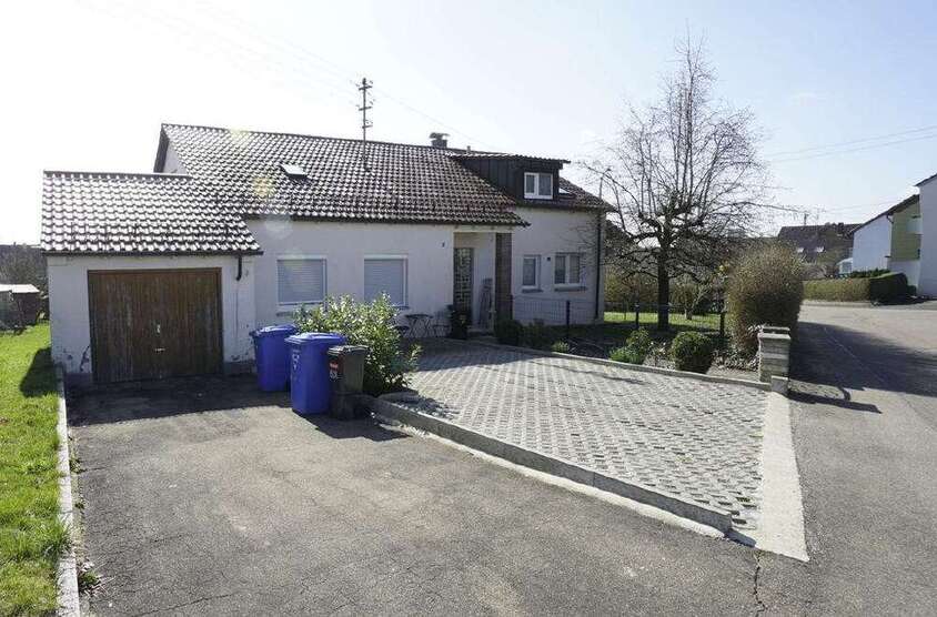 Haus zum Kaufen in Durlangen 405.000 € 180.53 m²