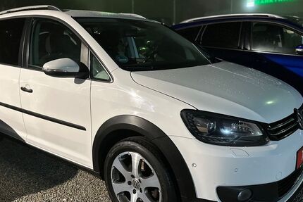 VW Touran 215.000 km 8.990 &euro; Freiburg im Breisgau 79108