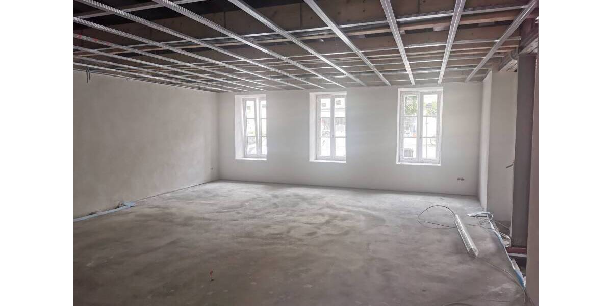 Gewerbeobjekt Pfarrkirchen - 3 Zimmer, 110 m&sup2;, 1.100&euro; | Angebot:25667984