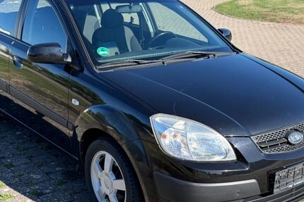 Kia Rio 98.837 km 3.000 &euro; Sondershausen 99706