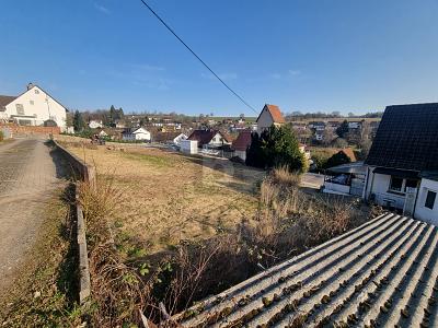 BAUEN MIT SEHR SCHÖNEM AUSBLICK