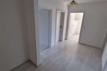 Wohnung zum Kaufen in Staßfurt 100.000 € 83.6 m² 3 zimmer